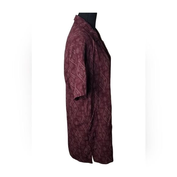 Women's Button up Blouse.    Bx0912A - Picture 2 of 5